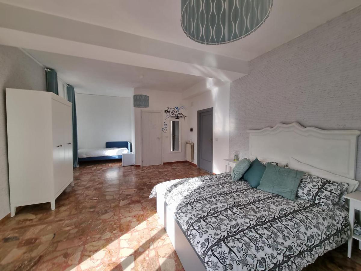 Happy In Naples Bed & Breakfast Exterior foto
