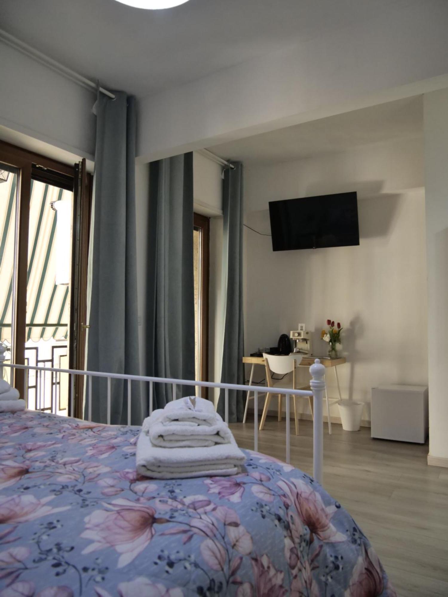 Happy In Naples Bed & Breakfast Exterior foto